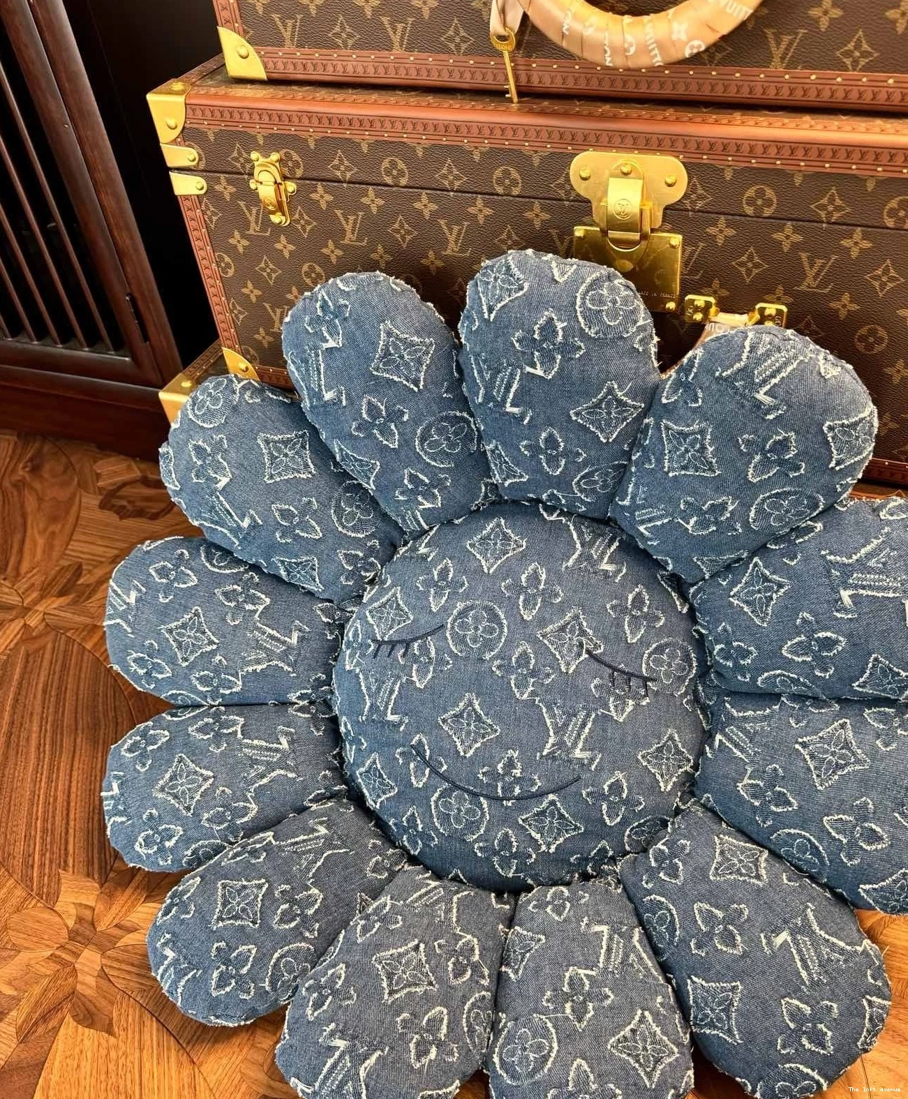 LV CUSTOM FLOWER PLUSH MURAKAMI 0717